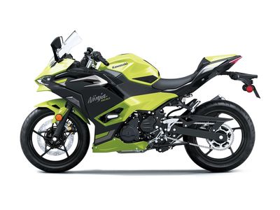 2026 Kawasaki Ninja 500 SE ABS Metallic Yellowish