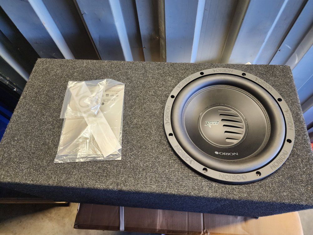Orion XTR 12.4D Car Subwoofer in Ported Box - 12 inch 2000W Max 500W RMS everything is new even wiring
