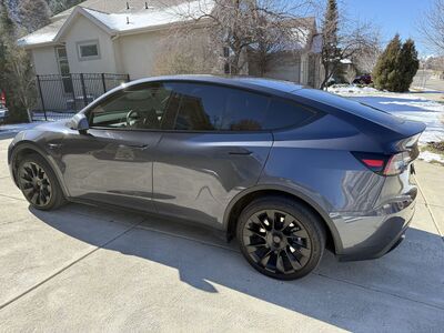 2023 Tesla Model Y Long Range