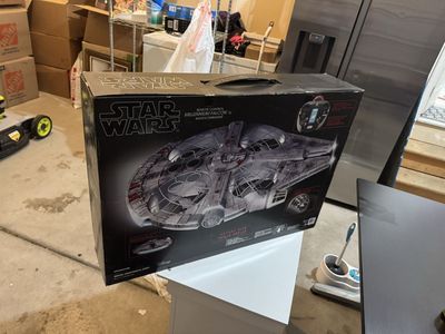 Air Hogs Millennial Falcon Drone Sealed Never Open