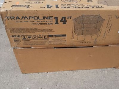 Safety netting for 14' trampoline by BouncePro