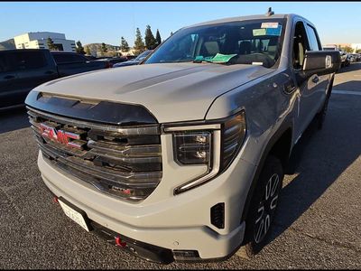2025 GMC 1500 AT4