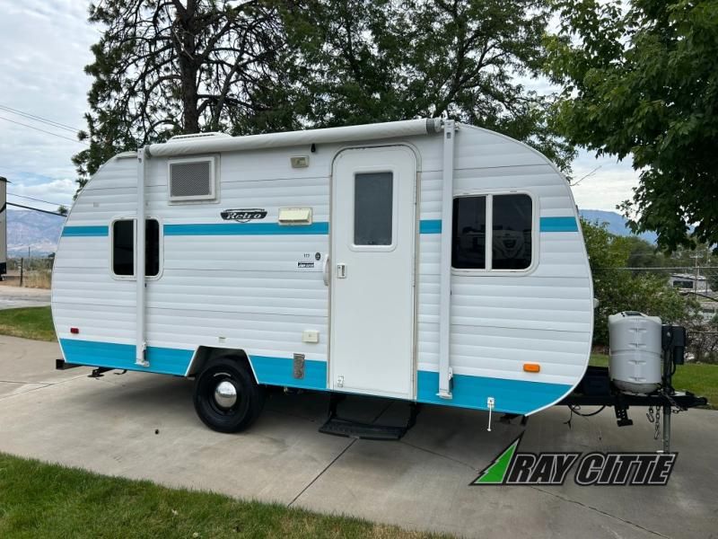 2015 White Water 177 Retro