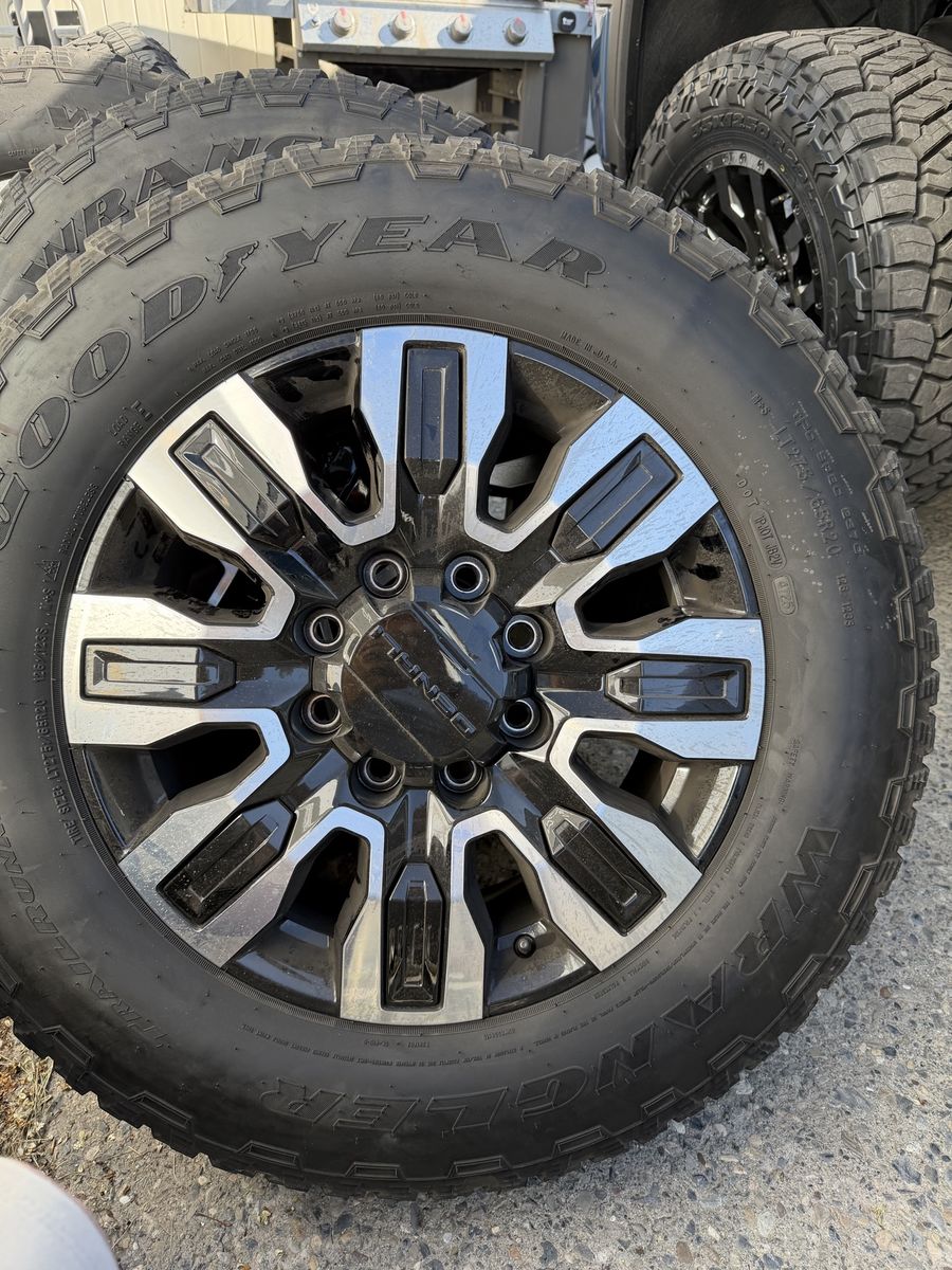 Brand new Wheels Tires GMC Denali 3500