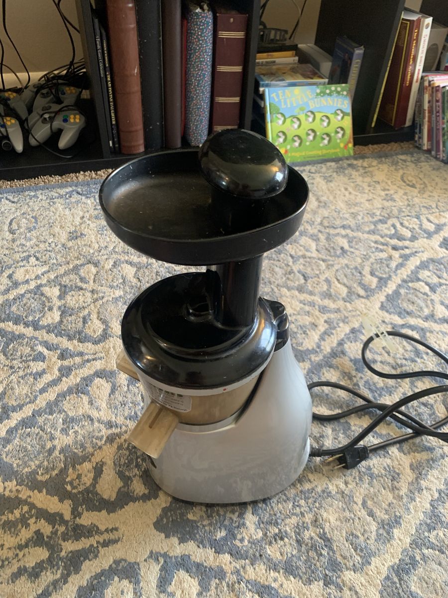 Omega Juicer