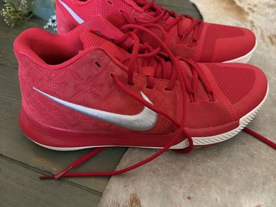 Men’s Nike shoes