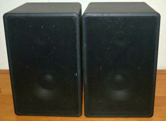 Sonance MB-30 2-way Speaker (1 only). Weatherproof for indoor or outdoor use