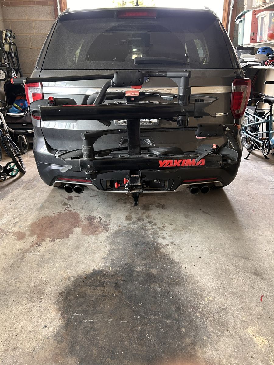 Yakima Holdup 2-Bike Tray-Style Hitch Rack for 2" Receiver - 60lbs/bike E-Bike Ready