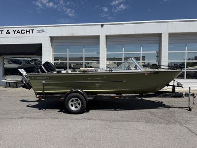 1972 18' Starcraft Holiday Aluminum Fishing Boat