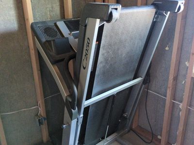 NordicTrack C2050 treadmill