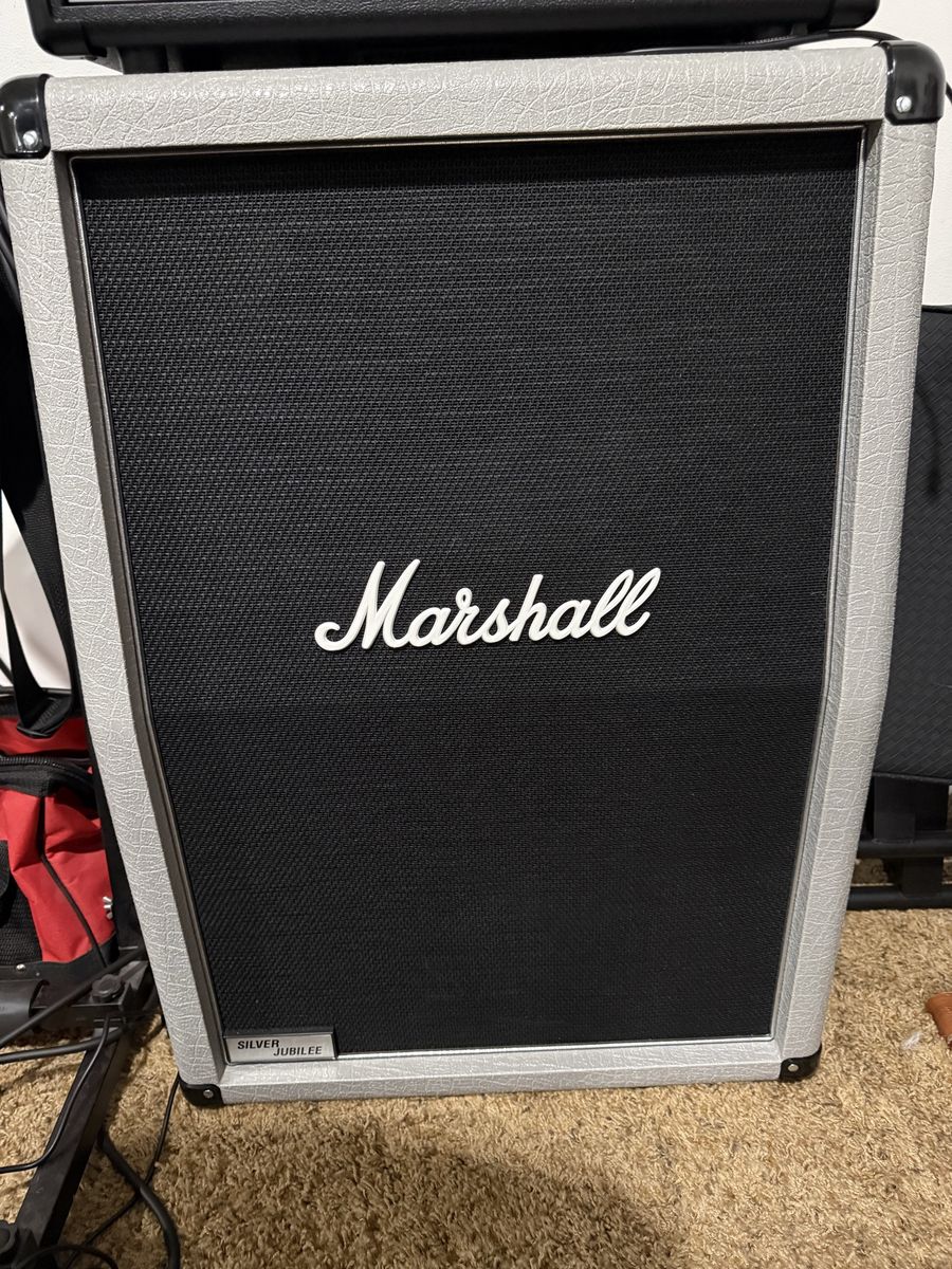 Marshall Silver Jubilee 2 X 12 Guitar Cabinet