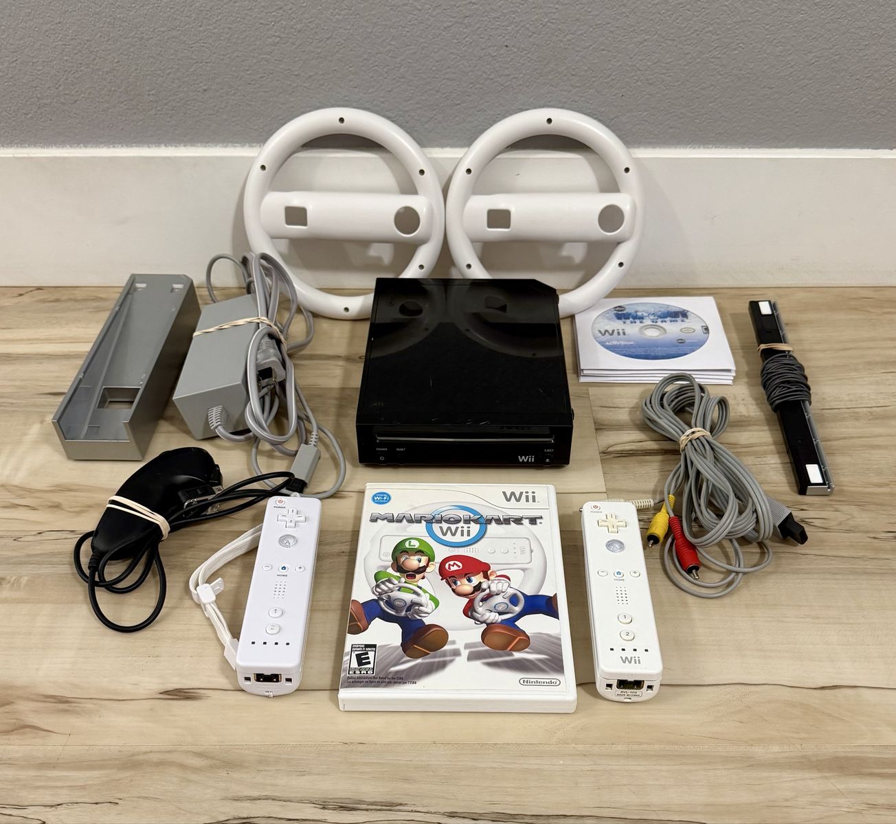 Wii Mario Kart 6-Game Bundle