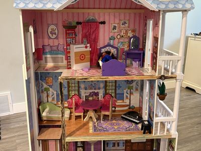 Doll house