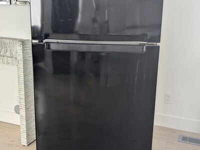 Whirlpool Small Space Refrigerator