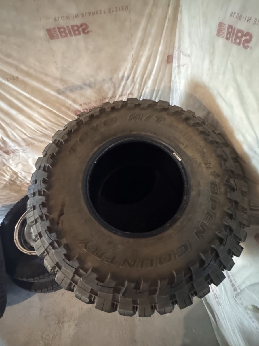Toyo open country mt’s