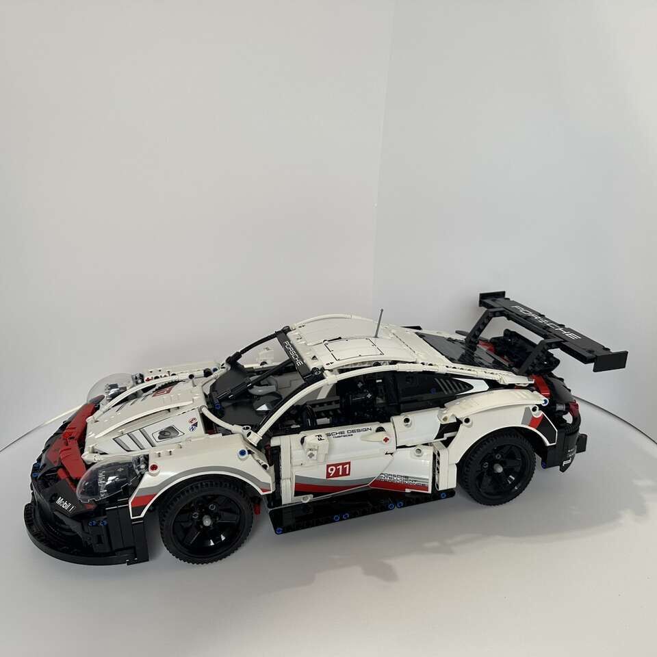42096 LEGO Technic Porsche 911 RSR **RETIRED**