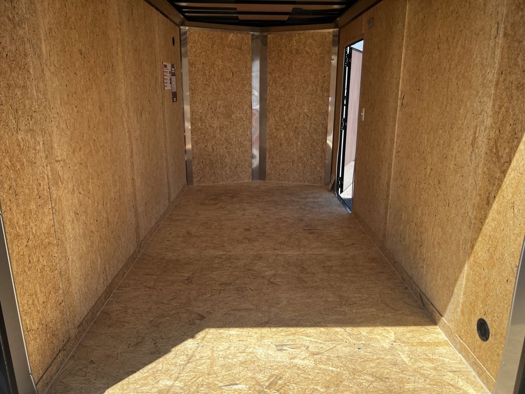 Main image 5