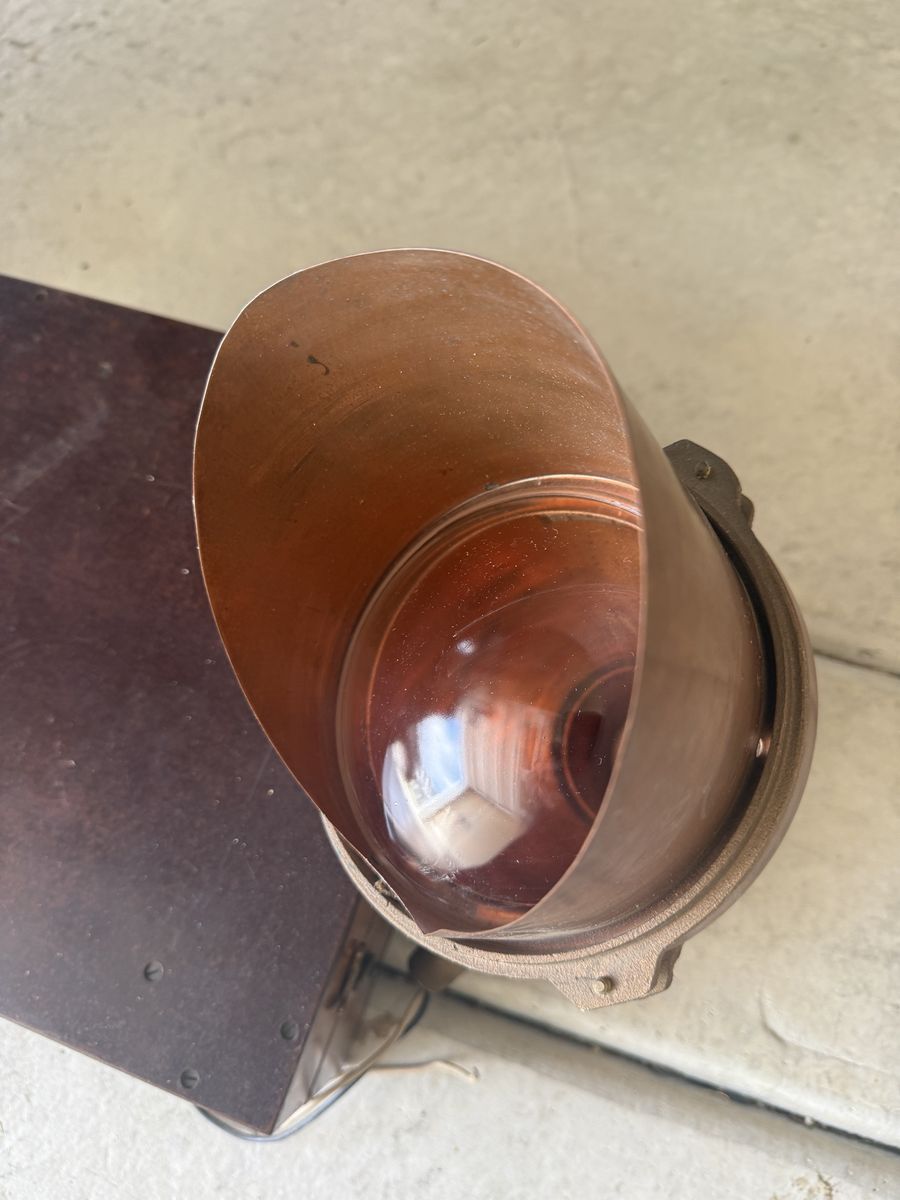 Main image 6