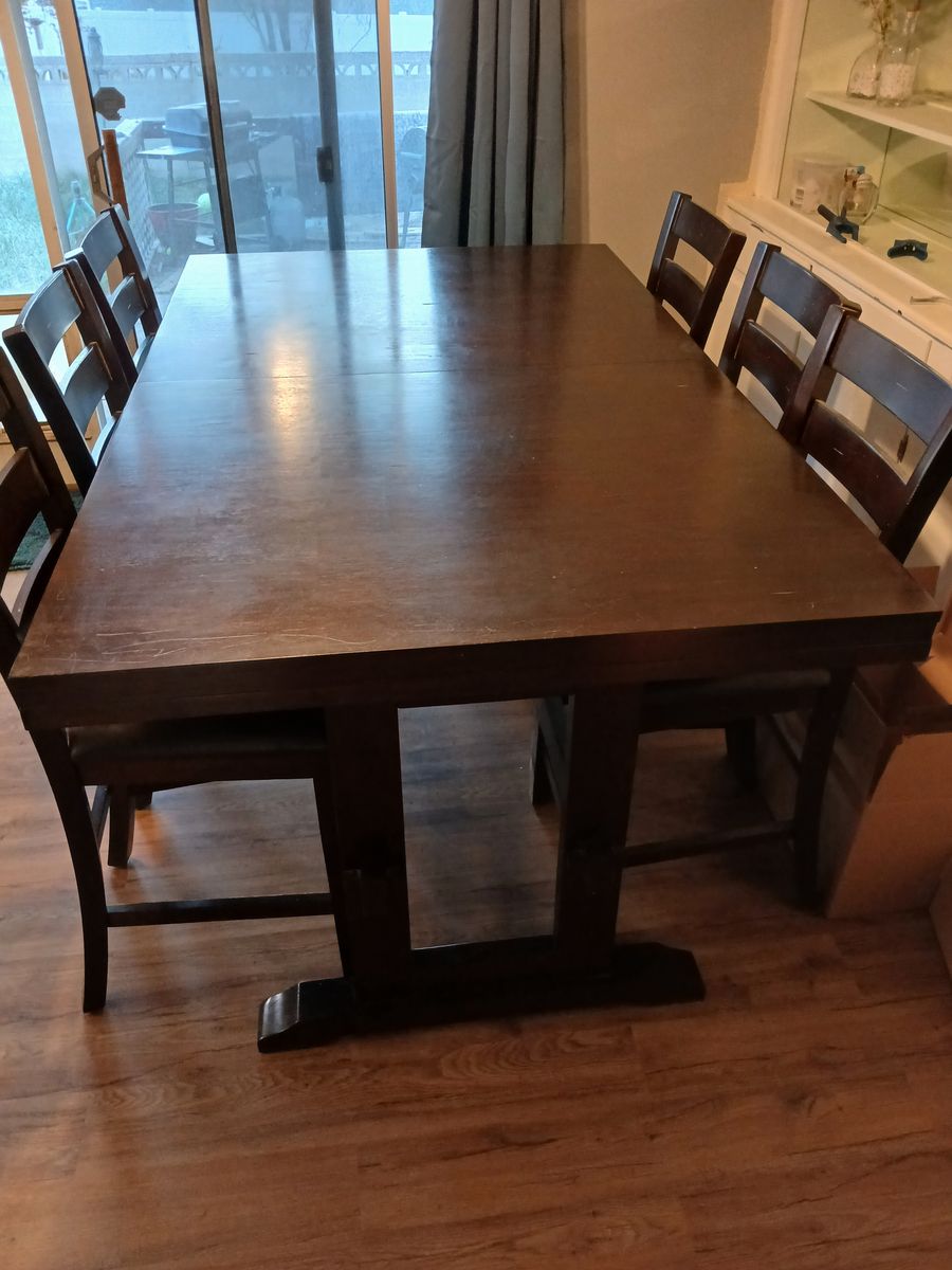Solid wood dining table w/6 padded chairs