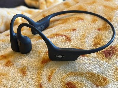 Shokz open run headphones