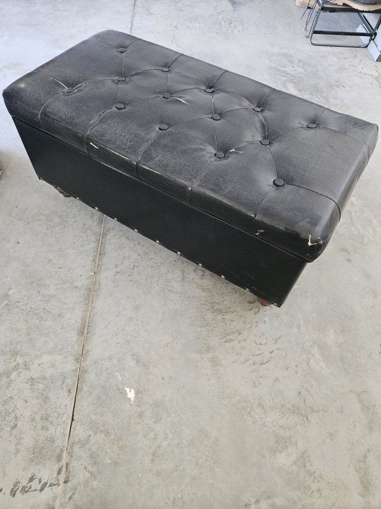 Ottoman trunk used 