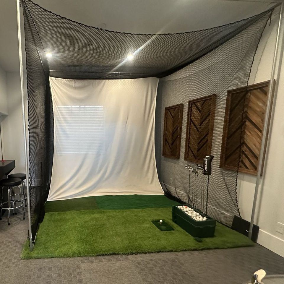 Golf Simulator Full Setup! Price Reduced!