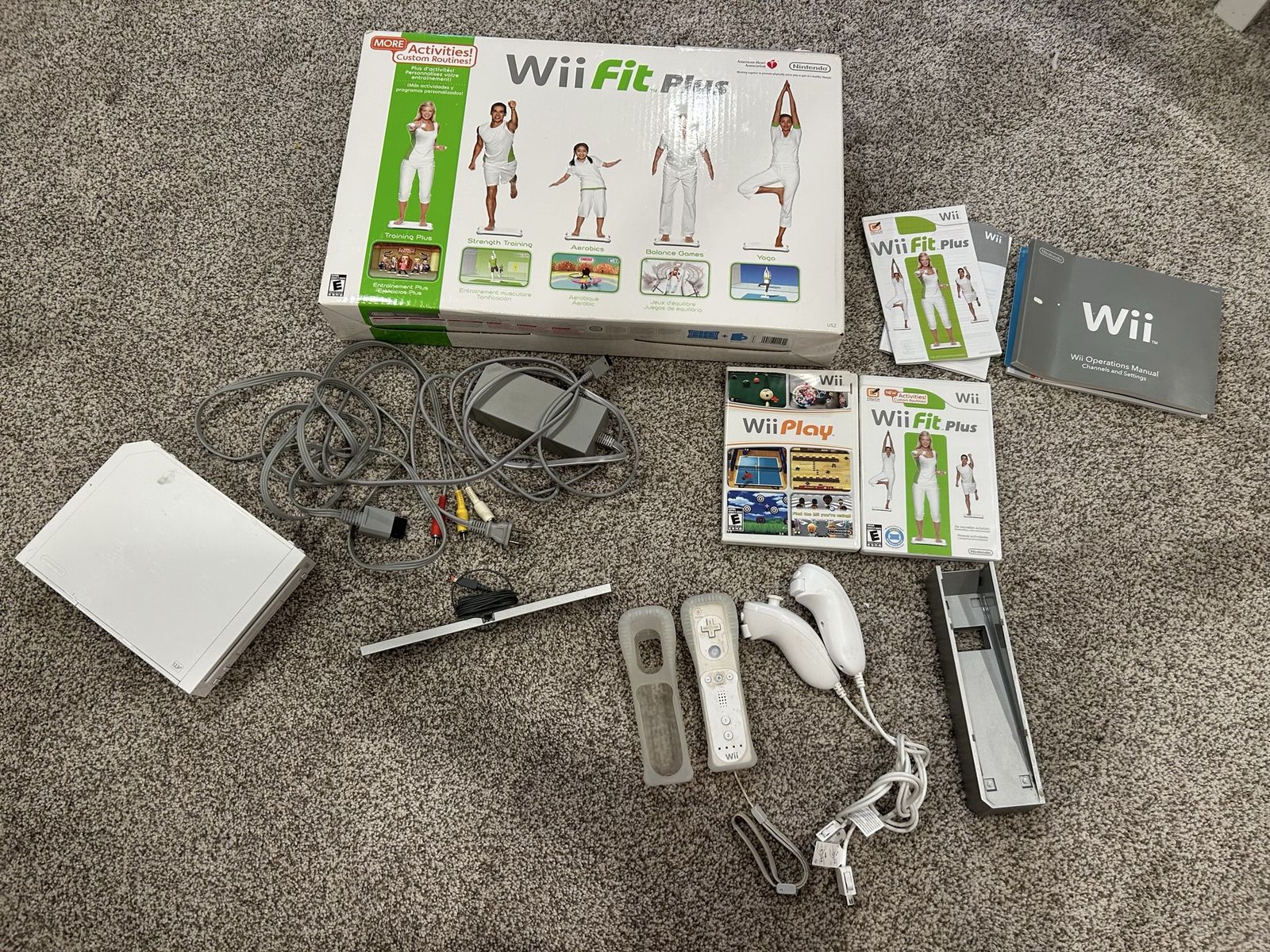 Nintendo Wii Console Bundle