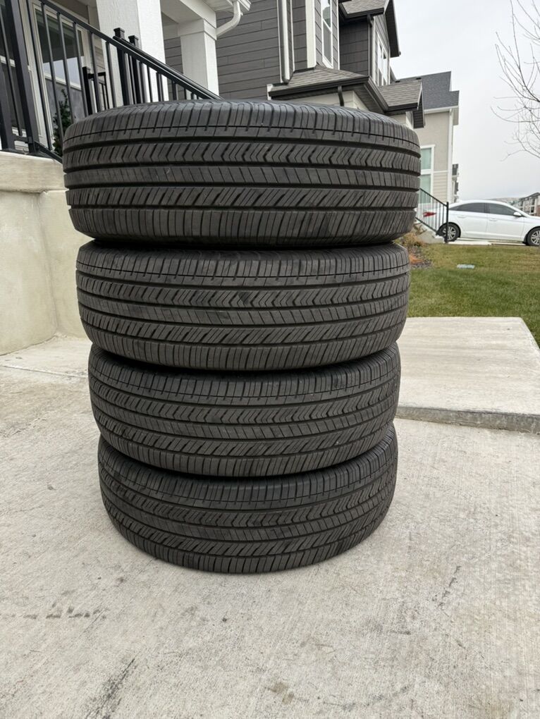 265/60R20 Yokohama Geolander New