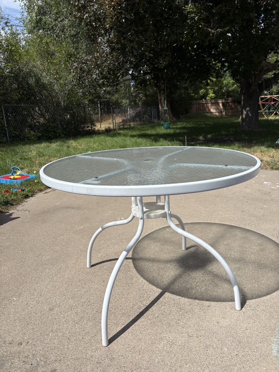 Outdoor table