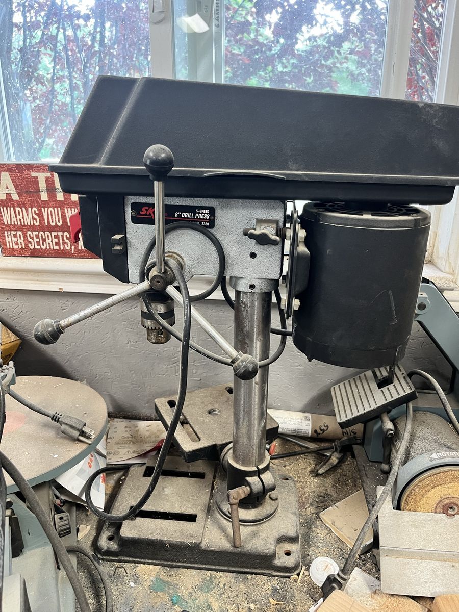 Skil 3380-01 8" 5-Speed Benchtop Drill Press with Laser X-Y Alignment - Used
