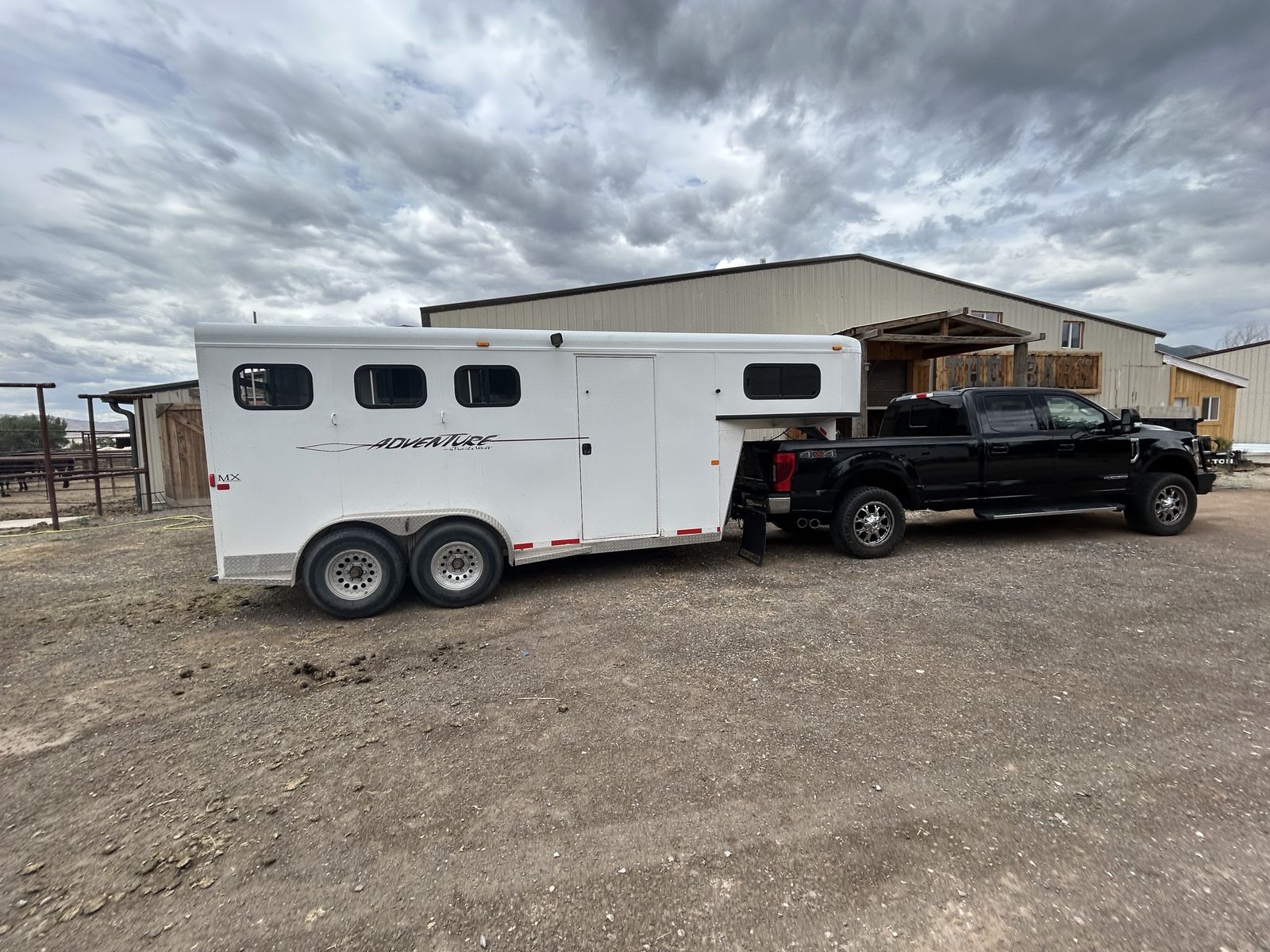 Trails West Adventure Gooseneck Horse Trailer