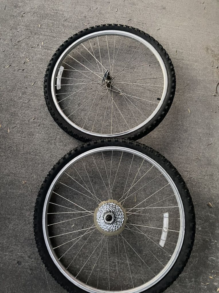 26.5 MTN Bike Rims & Tires