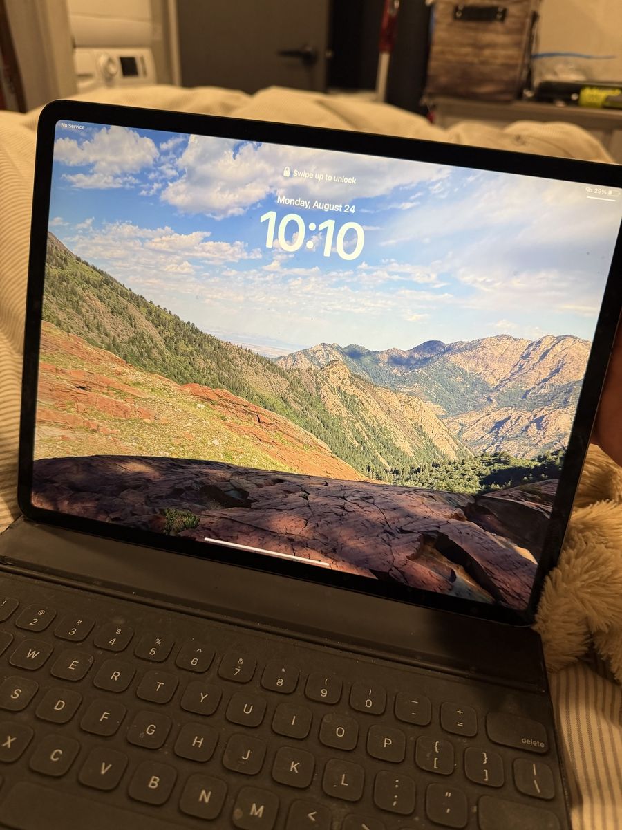 iPad Pro (12.9-inch) (3rd generation)