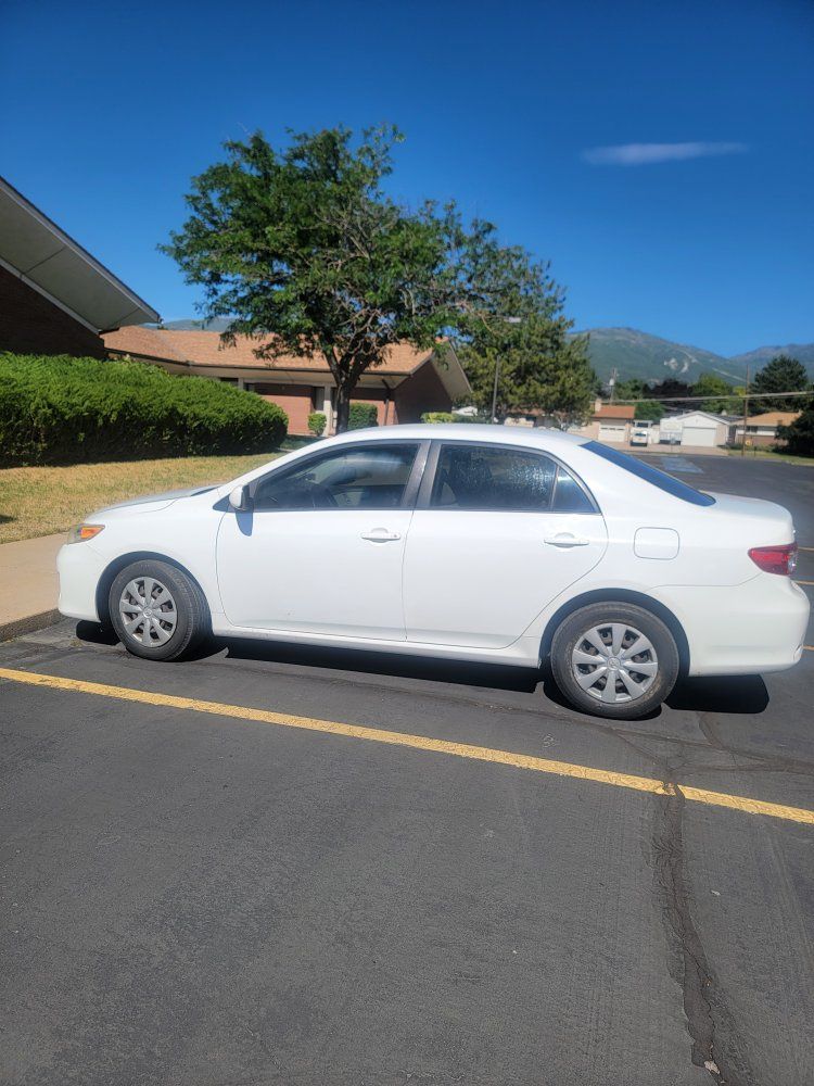 Main image 3