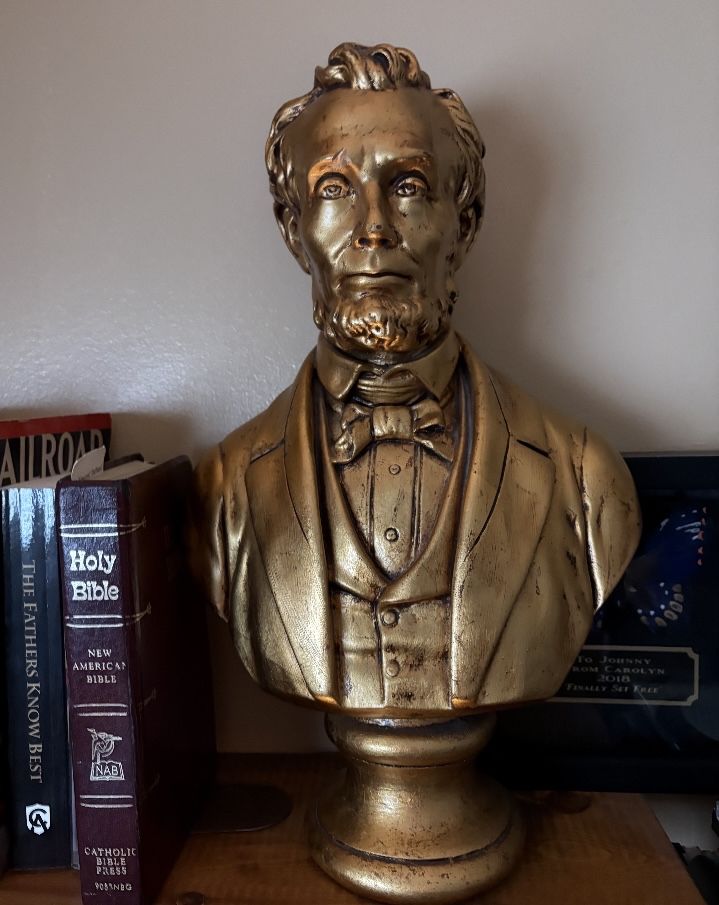 Vintage Large 17" Abraham Lincoln Bust Statue