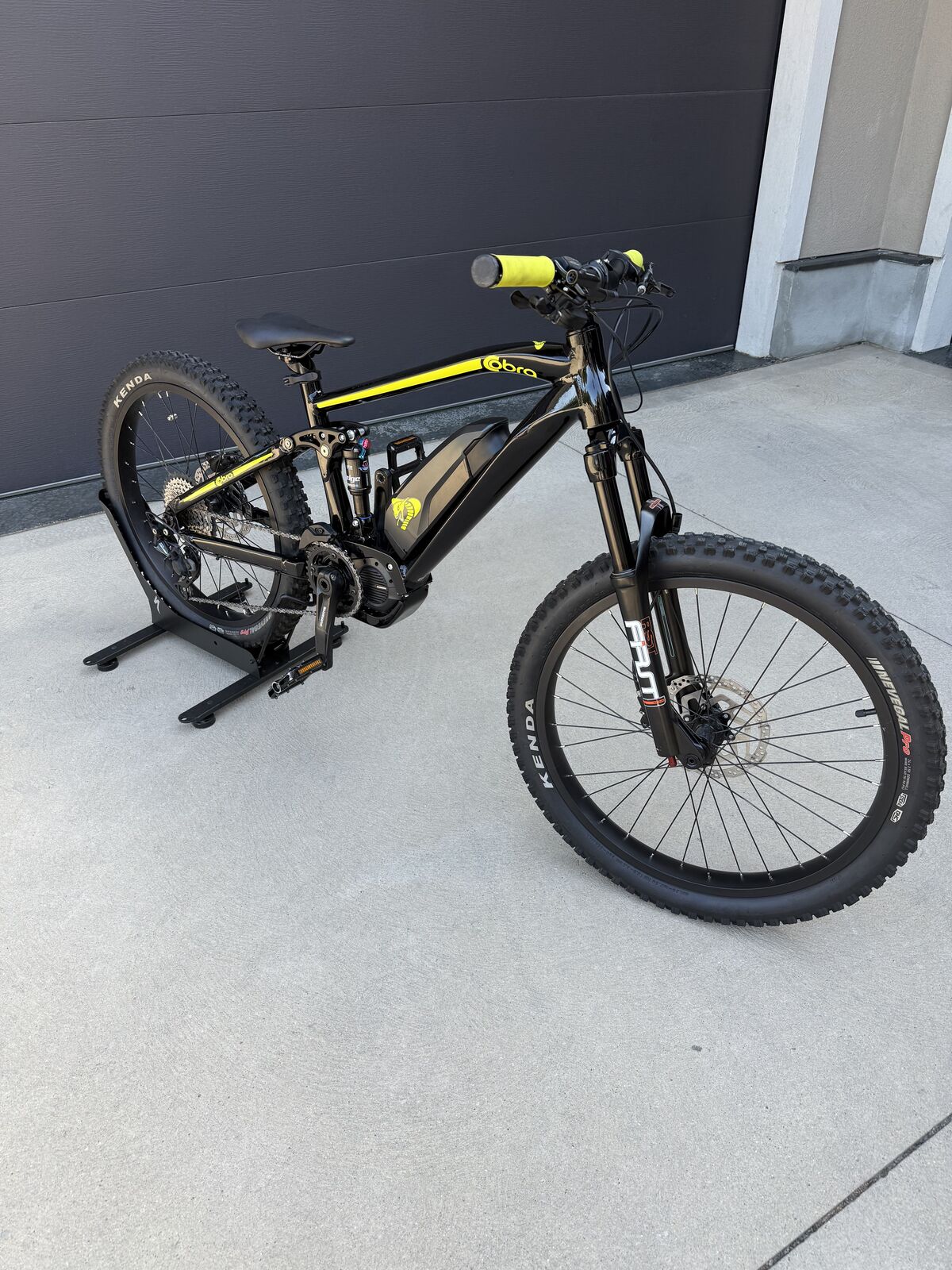 Cobra Full Suspension Youth E Bike