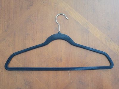 Pack of 25 New Non-Slip Hangers from Costco