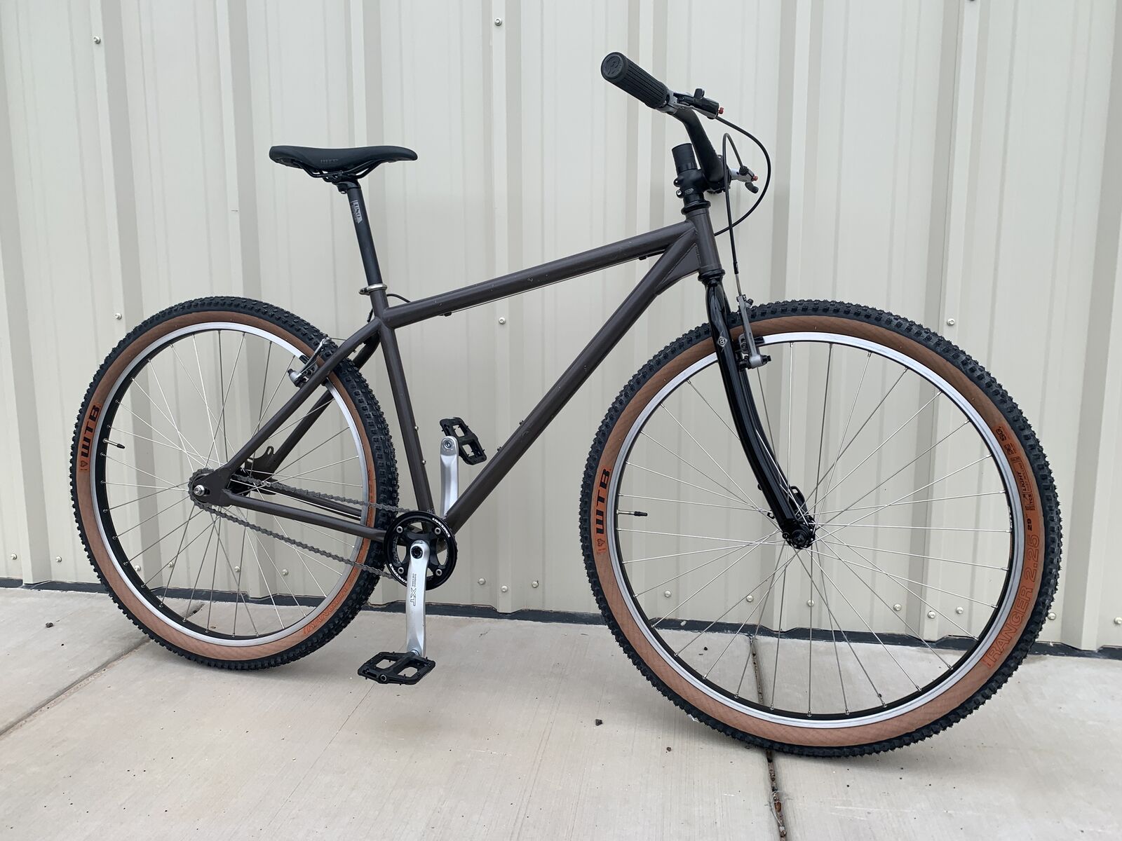 2007 Redline Monocog 19" / LG 29er Single-Speed