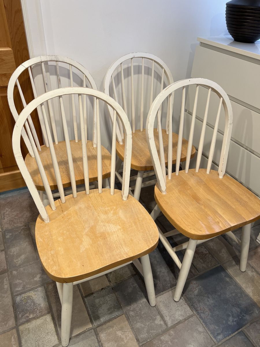 4 chairs standard size, price is for all 4