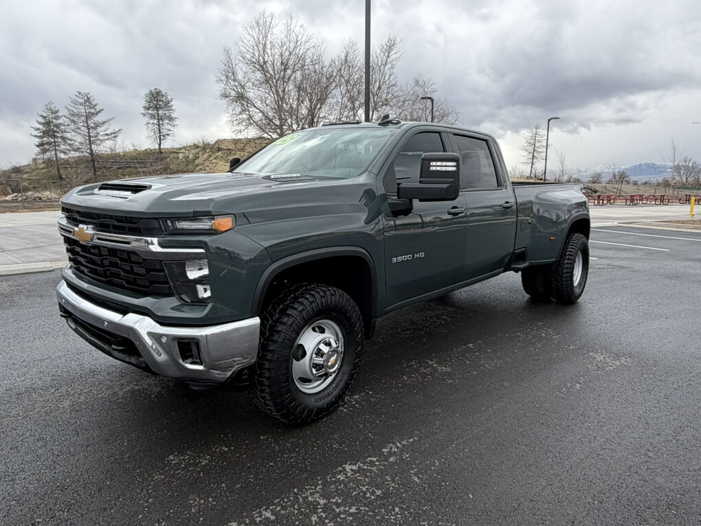 2025 Chevrolet Silverado 3500HD LT