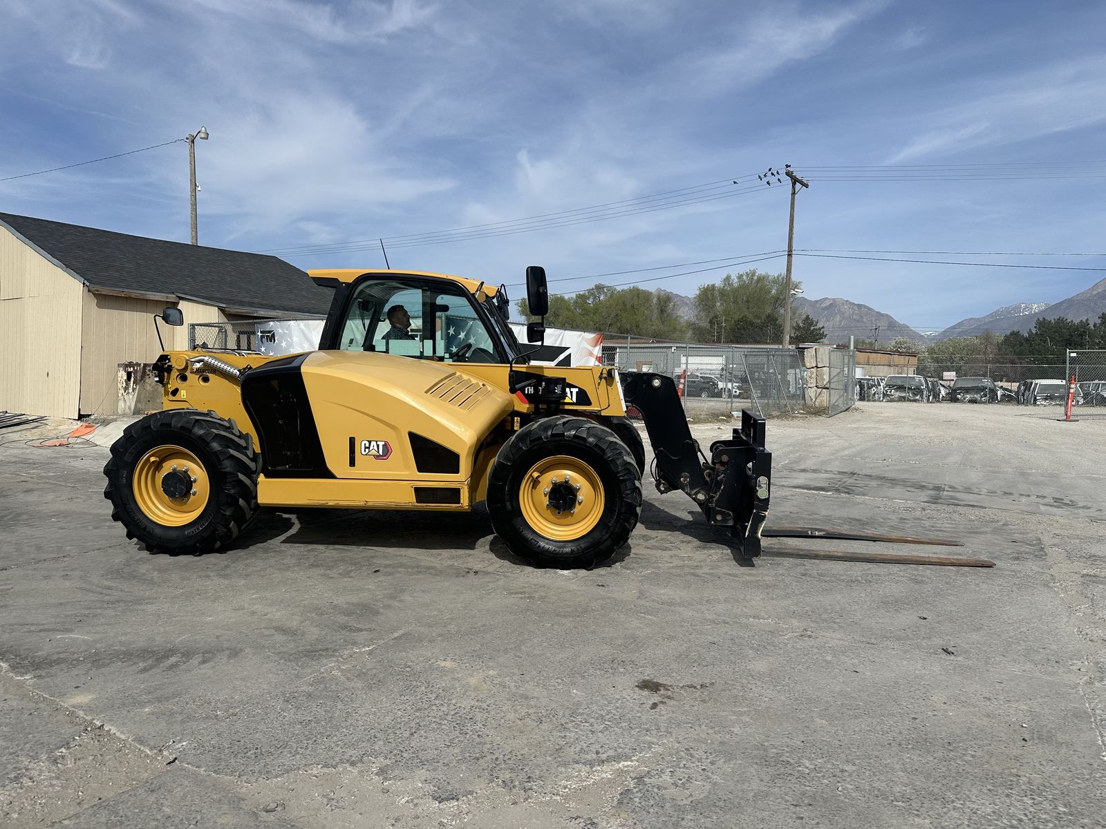 Caterpillar TL408D Telehandler Forklift Tractor
