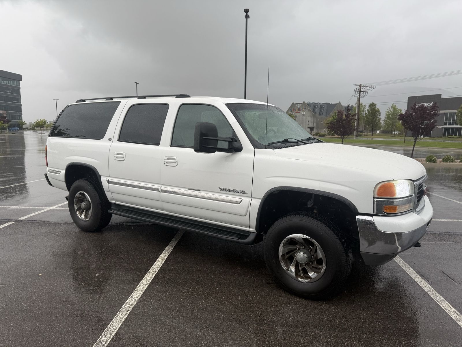 2001 GMC YUKON SLE