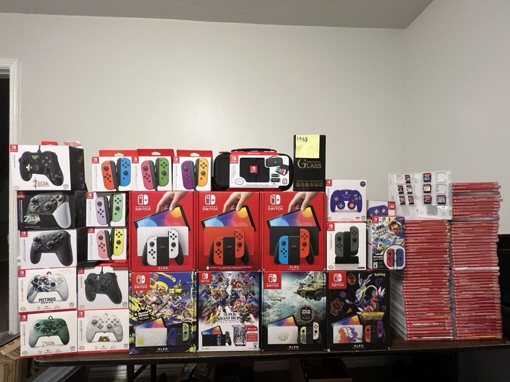 Nintendo Switch OLED Console Custom Bundle (READ)