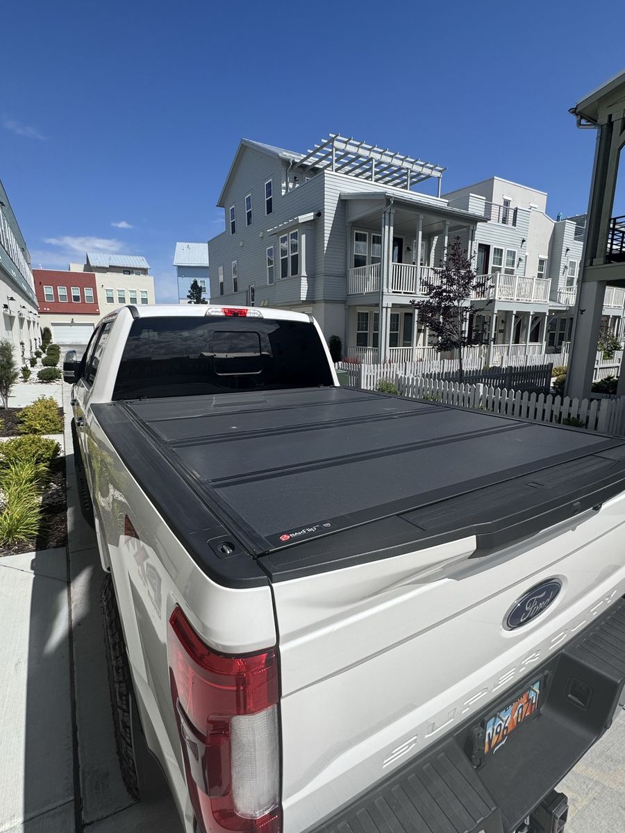 Bakflip MX4 tonneau cover for Ford Super Duty with 6-3/4’ bed (shorted)