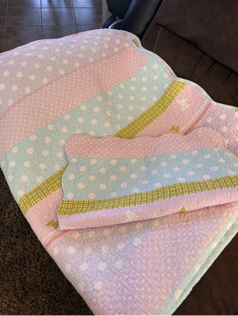 Twin size Quilts