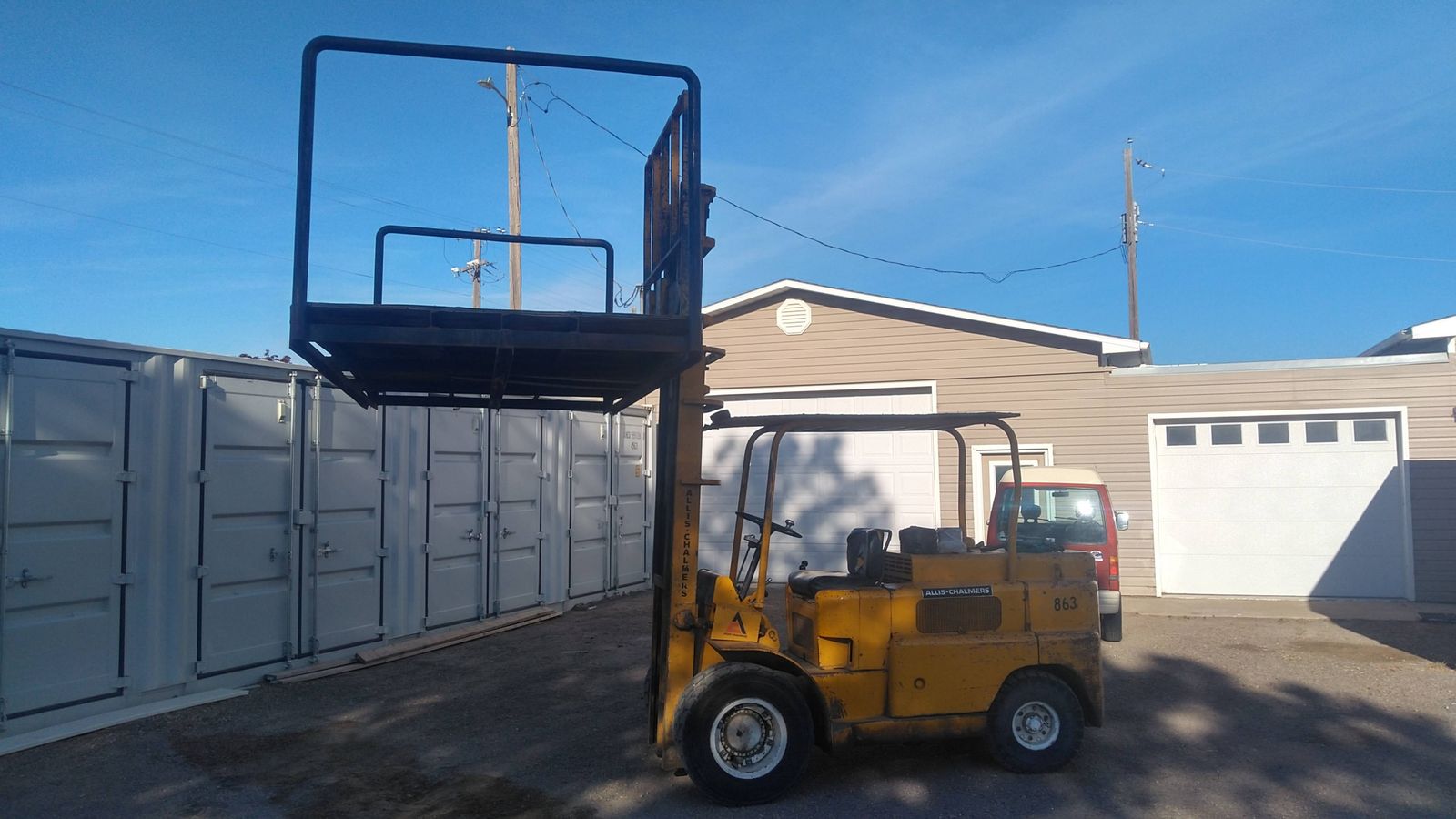 Man work platform. forklift / telehandler