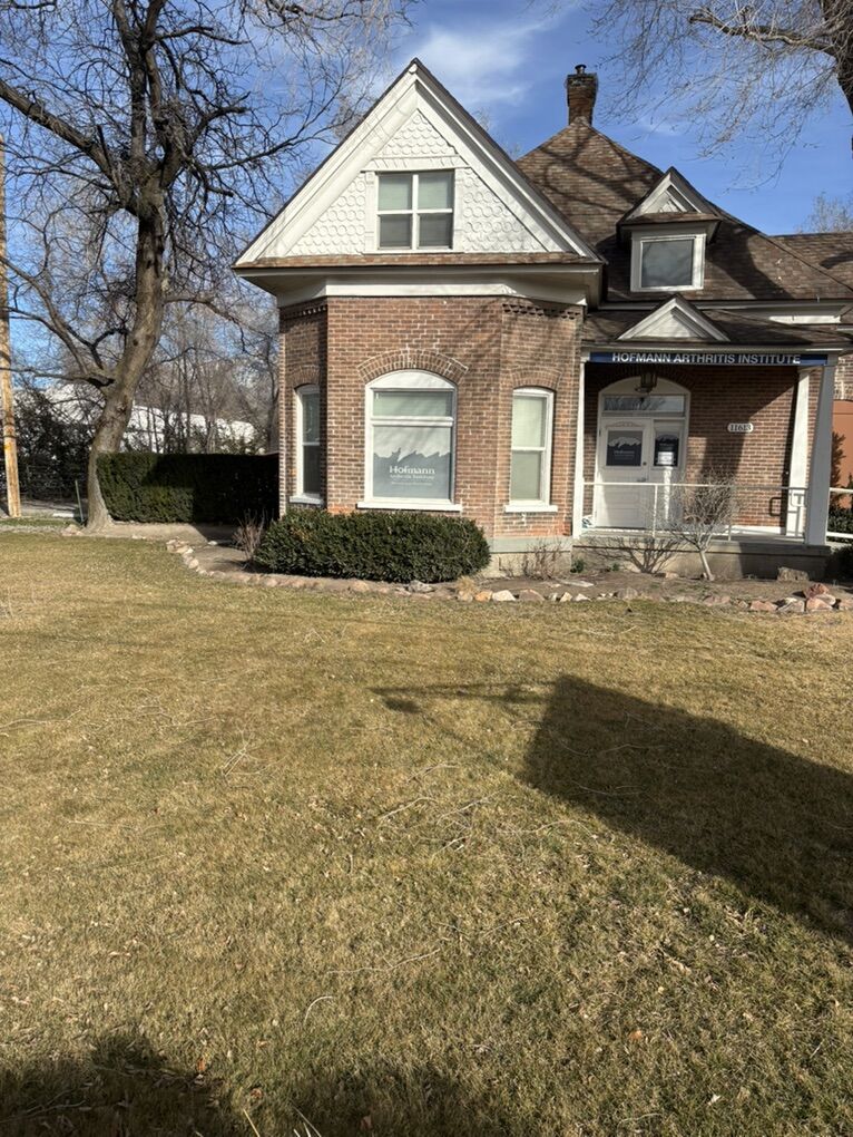 Draper Professional Office Bldg With Charm