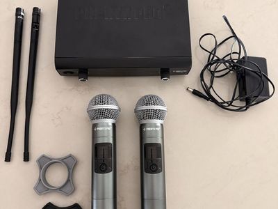 Phenyx Pro PTU-52 Dual Handheld Wireless Microphone System