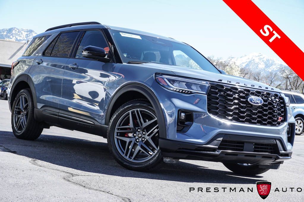 2025 Ford Explorer ST