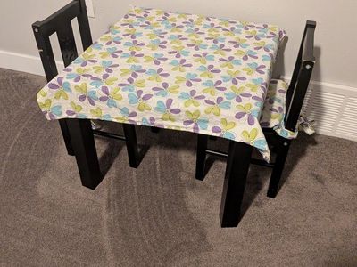 Kids Play Table with 2 Chairs!
